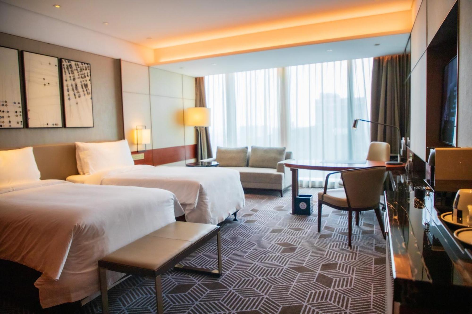 Intercontinental Guangzhou Exhibition Center By Ihg - Free Shuttle Between Hotel And Exhibition Center During Canton Fair & Exhibitor Registration Counter Kültér fotó