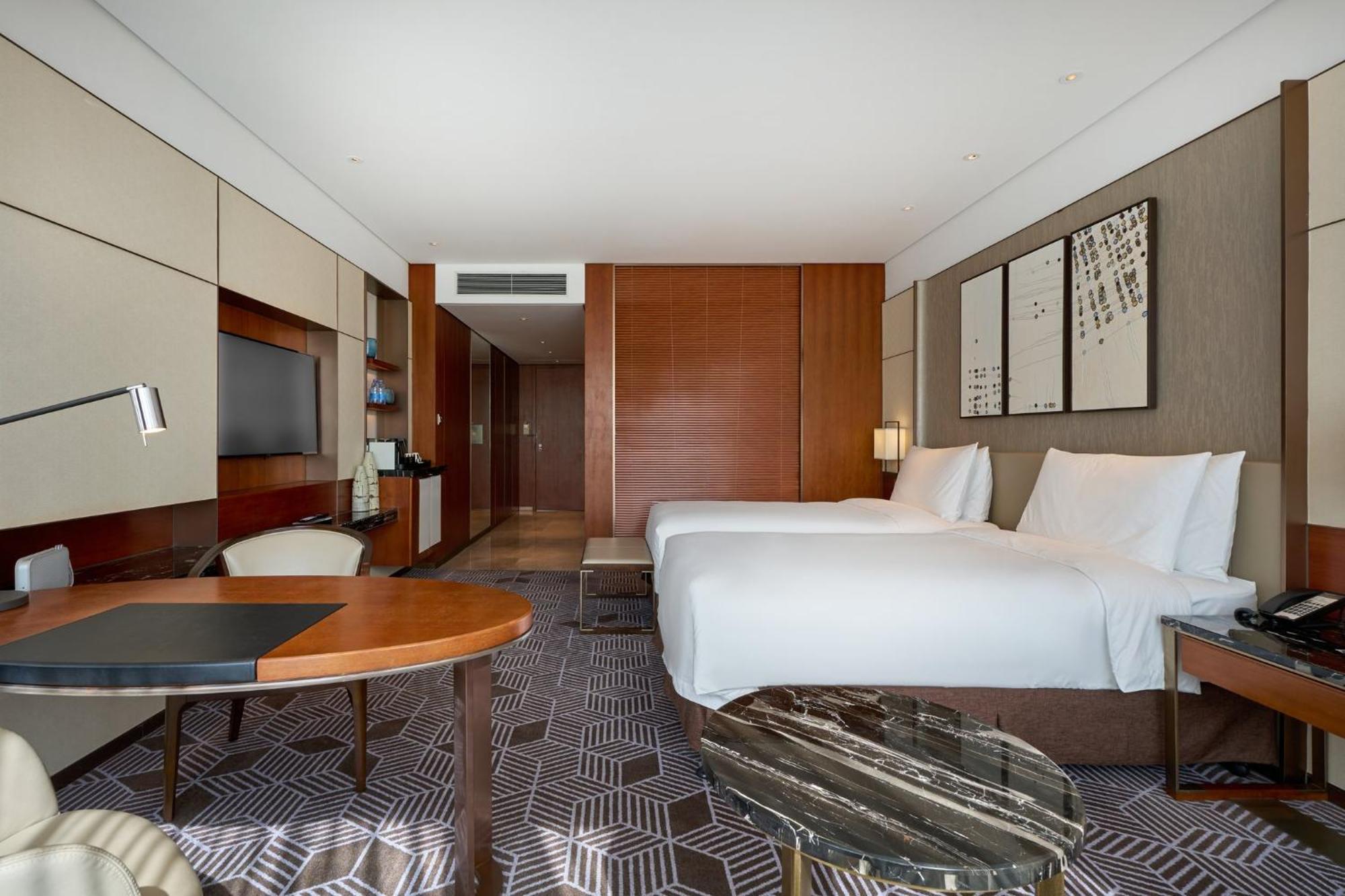 Intercontinental Guangzhou Exhibition Center By Ihg - Free Shuttle Between Hotel And Exhibition Center During Canton Fair & Exhibitor Registration Counter Kültér fotó